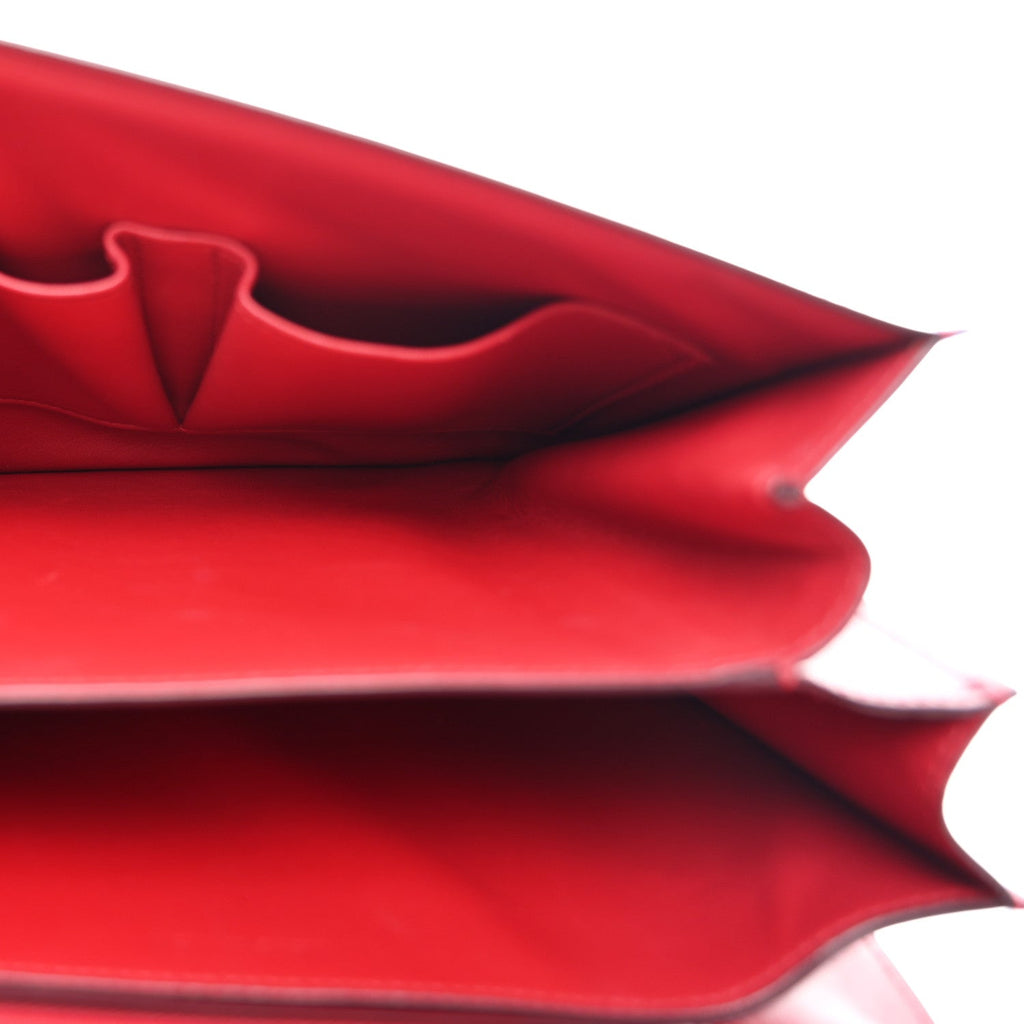 Box Calfskin Medium Classic Box Flap Bag Red