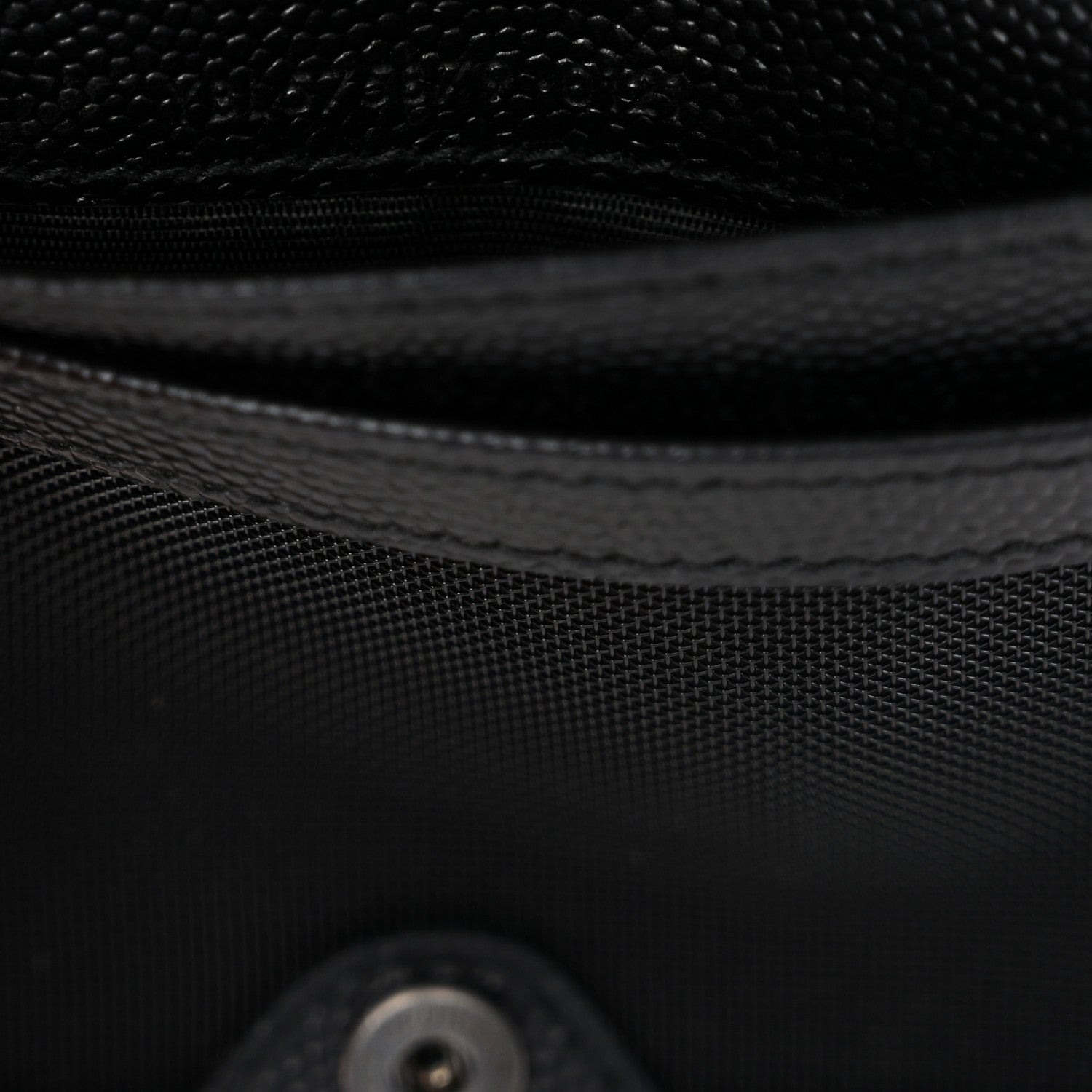 Grain De Poudre Matelasse Chevron Monogram Zipped Two-Part Wallet Black