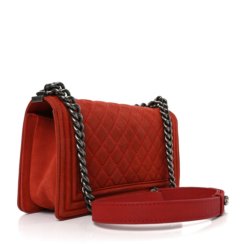 Suede Caviar Quilted Medium Boy Flap Red