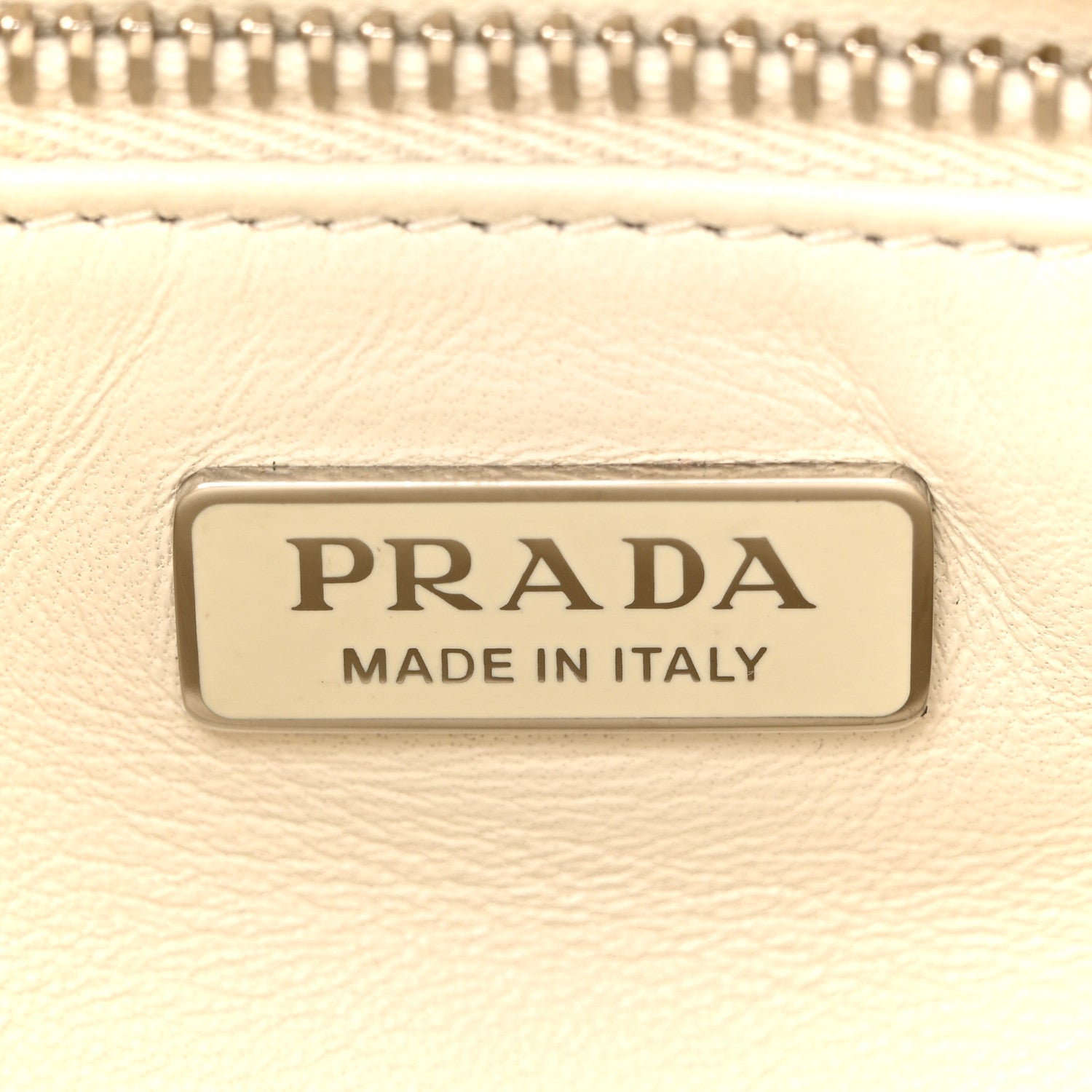 Nappa Soft Padded Re-Edition 2002 Moon Bag White