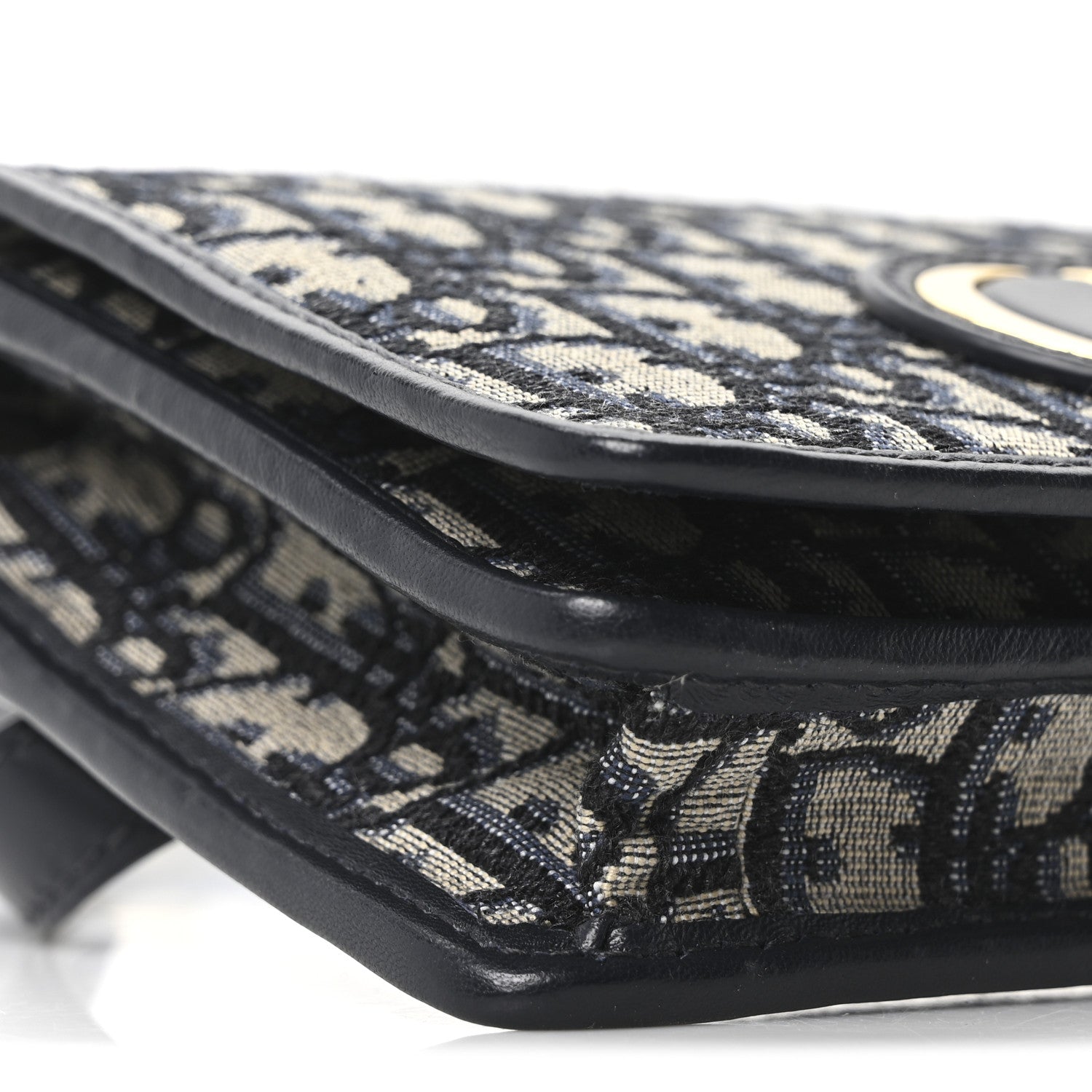 Oblique 30 Montaigne 2-In-1 Pouch Blue