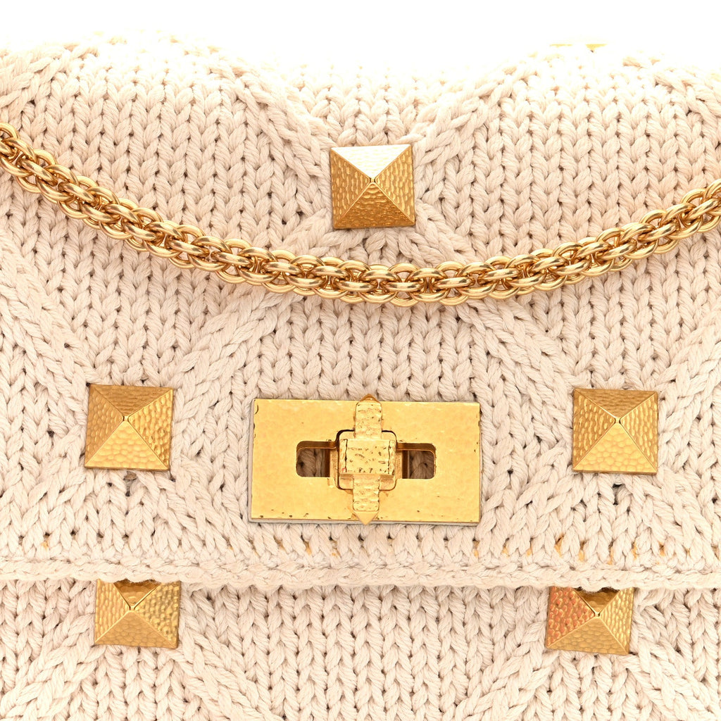 Knit Large Roman Stud Shoulder Bag Ecru