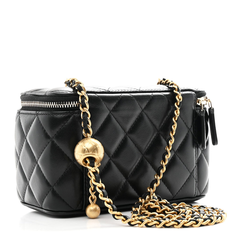 Lambskin Quilted Pearl Crush Small Vanity Case With Chain Black