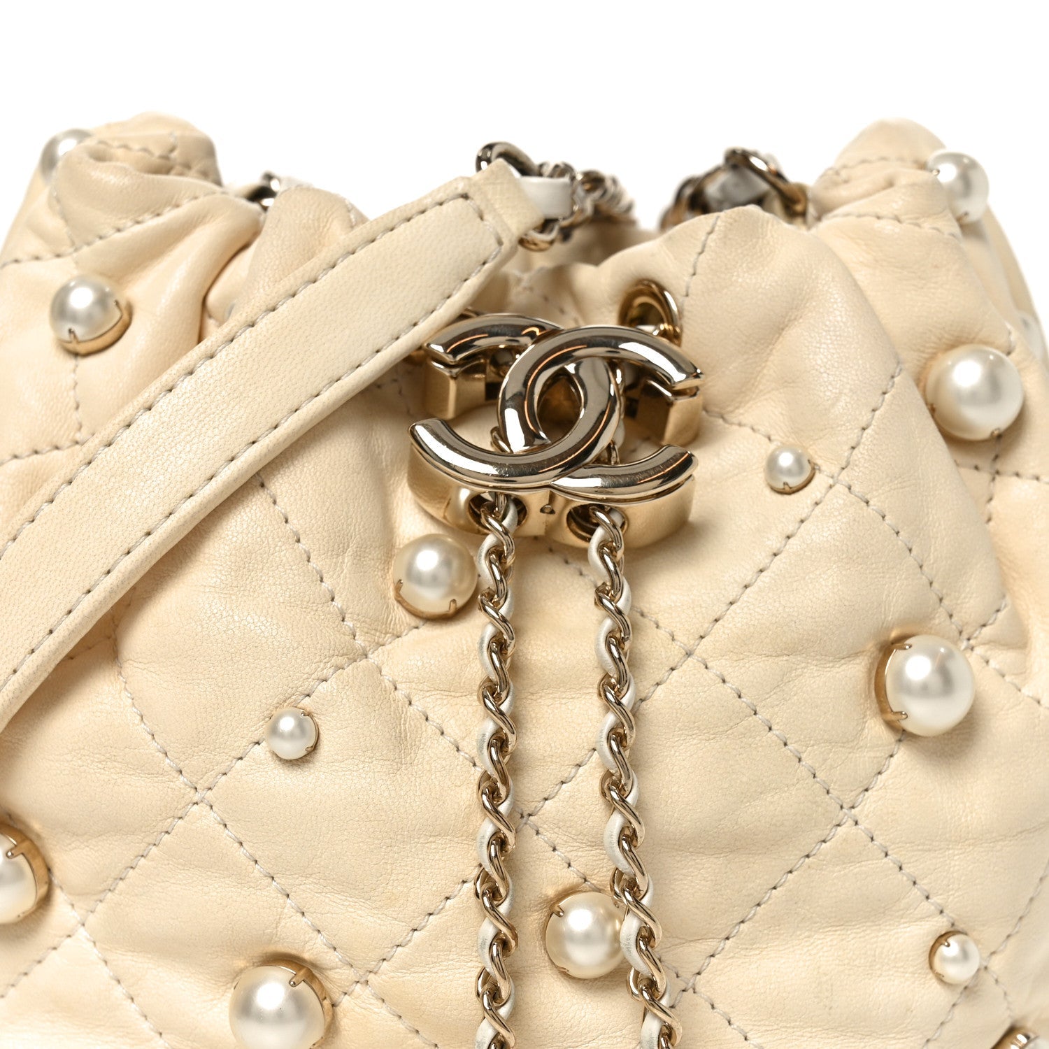 Lambskin Quilted Pearl Mini About Pearls Drawstring Bag White
