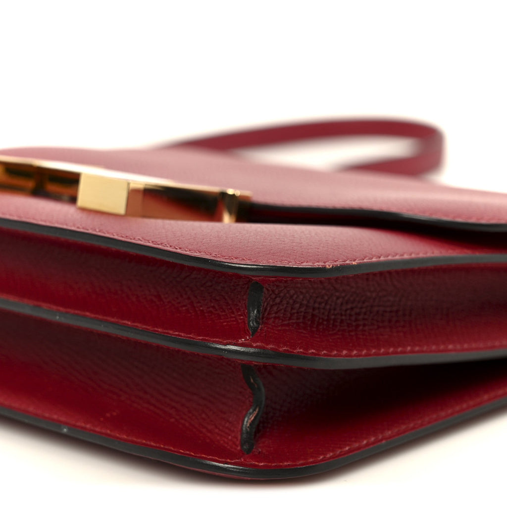 Epsom Enamel Constance 18 Rouge Grenat