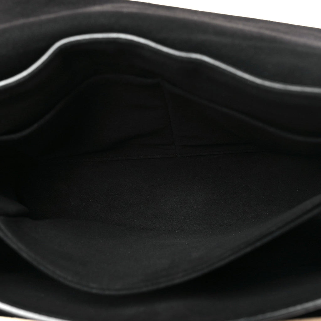 Soft Calfskin My Lockme Top Handle Vanille Black