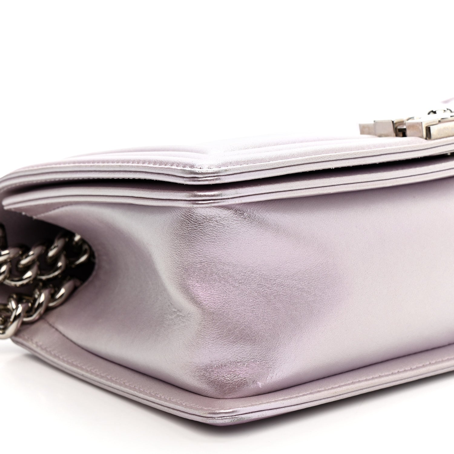 Iridescent Lambskin Chevron Quilted Medium Boy Flap Purple