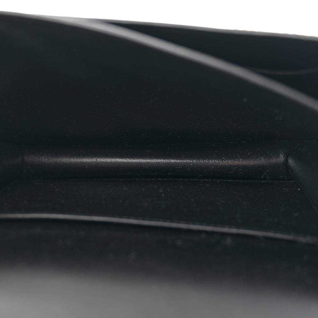 Epsom Constance 18 Black