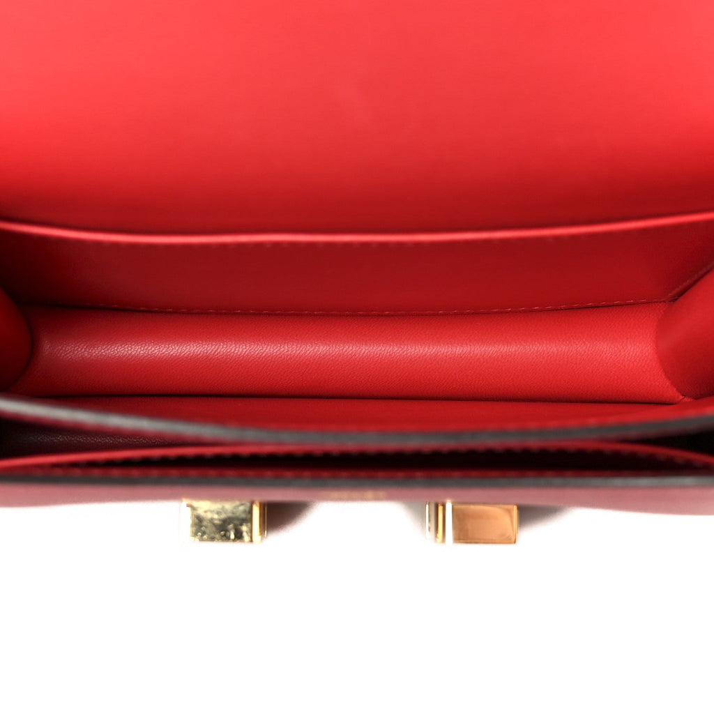 Epsom Enamel Constance 18 Rouge Grenat