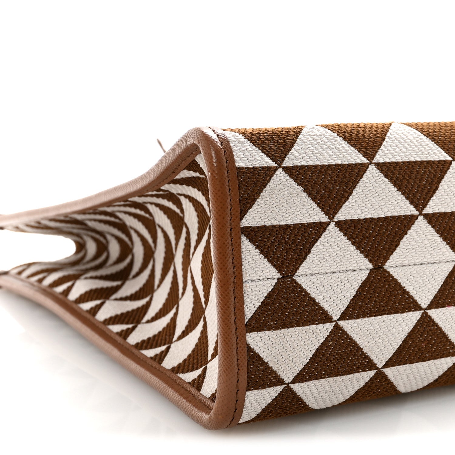 Jacquard Saffiano Triangolo Symbole Embroidered Large Tote Tobacco Talco