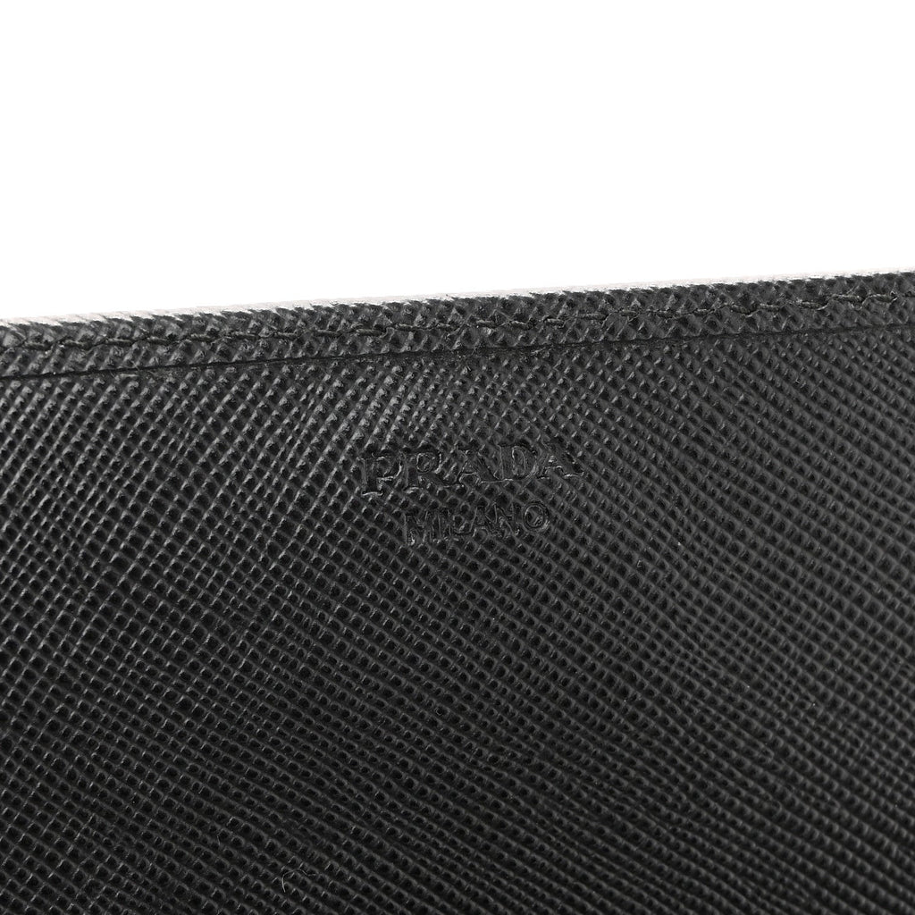 Saffiano Metal Oro Chain Wallet Black