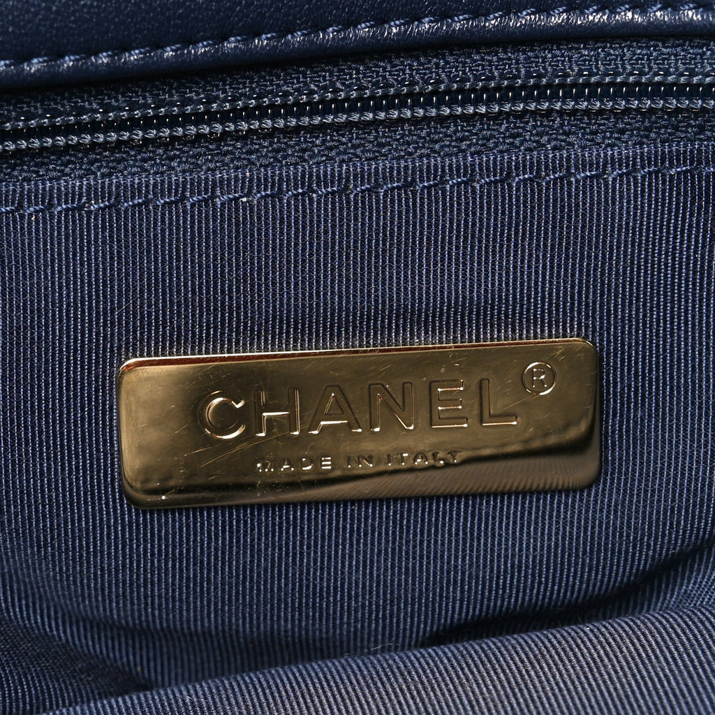 Goatskin Quilted Maxi Chanel 19 Flap Navy Blue