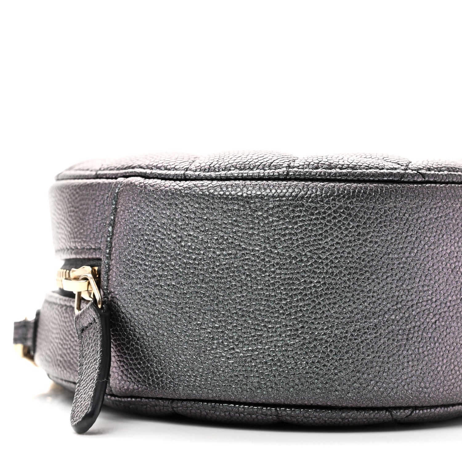 Iridescent Caviar Quilted Round Clutch With Chain Black