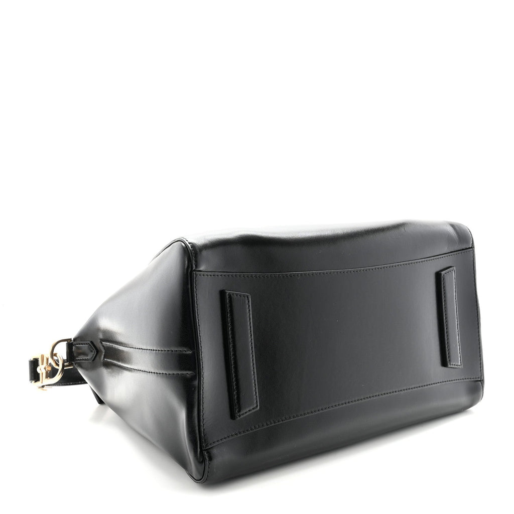Shiny Lord Calfskin Medium Antigona Black