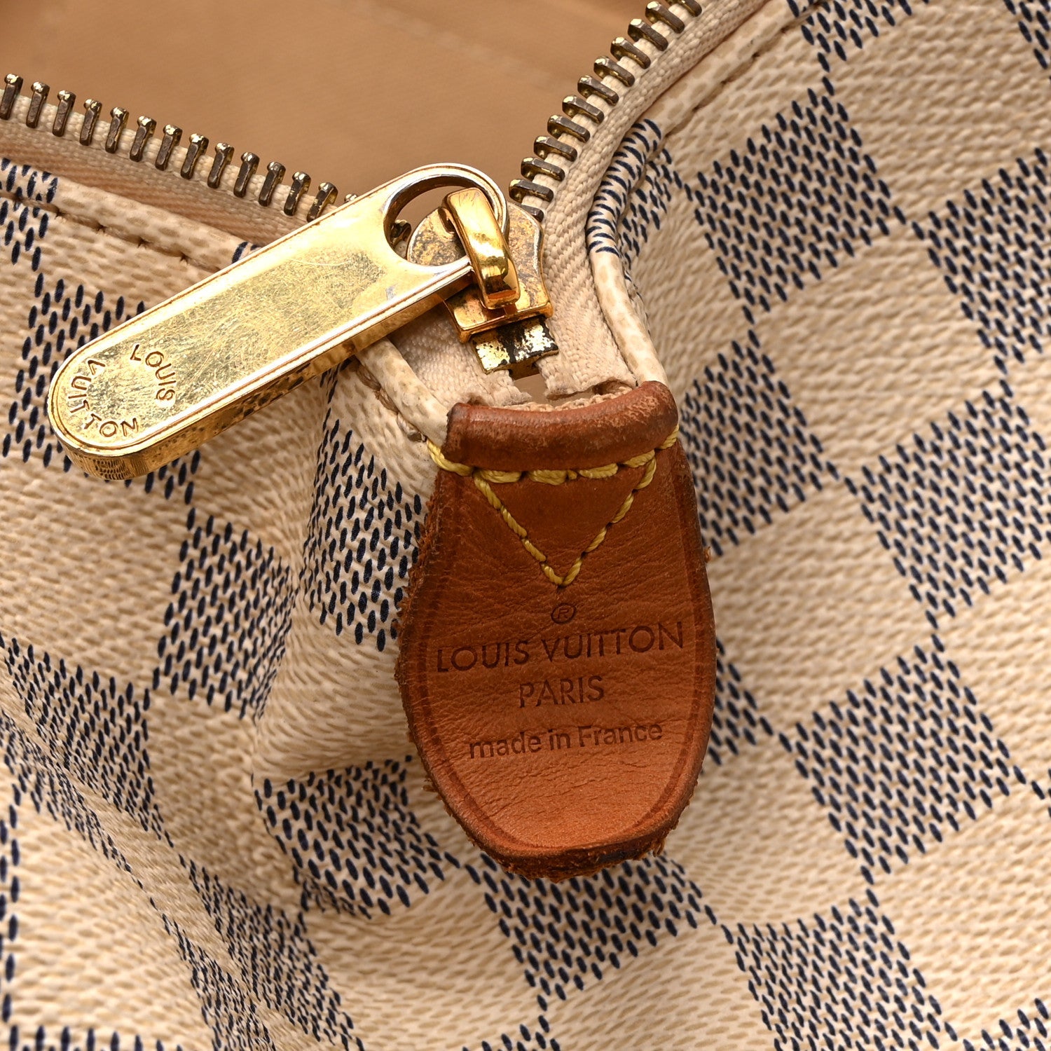 Damier Azur Totally MM