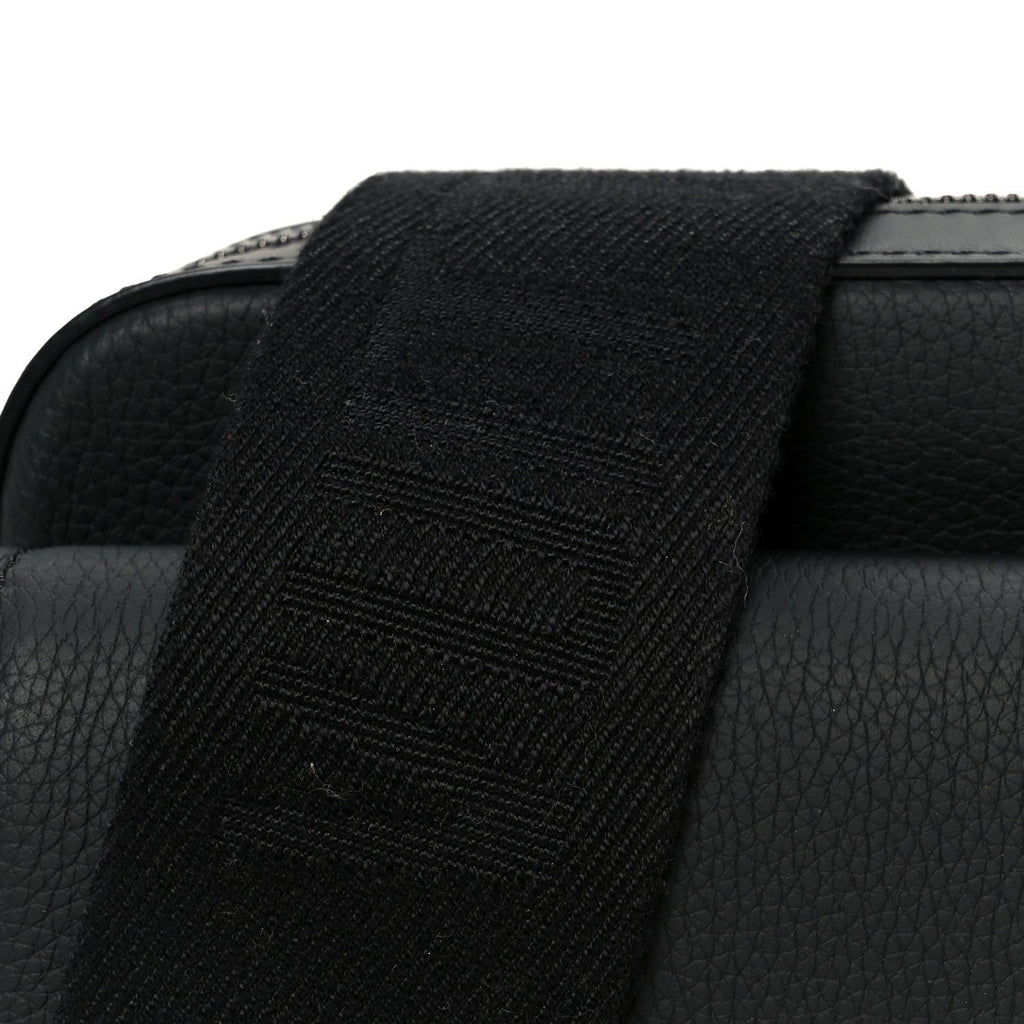 Calfskin Aerogram Fastline Messenger Black