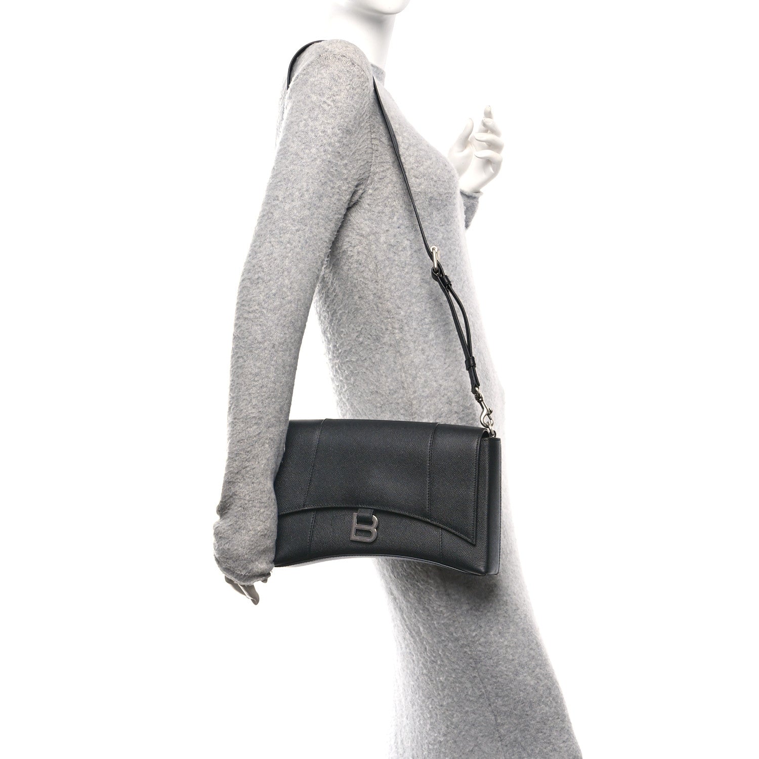 Semi Matte Soft Textured Calfskin Downtown Shoulder Bag Black