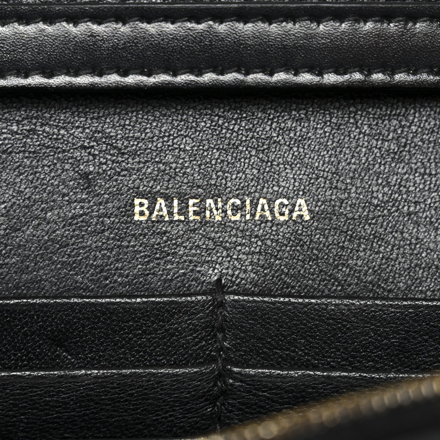 Shiny Box Calfskin Hourglass Chain Bag Black