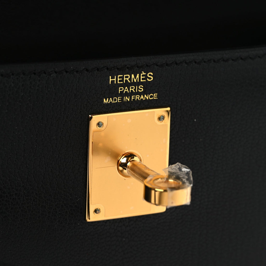 Chevre Chamkila Kelly Elan Black