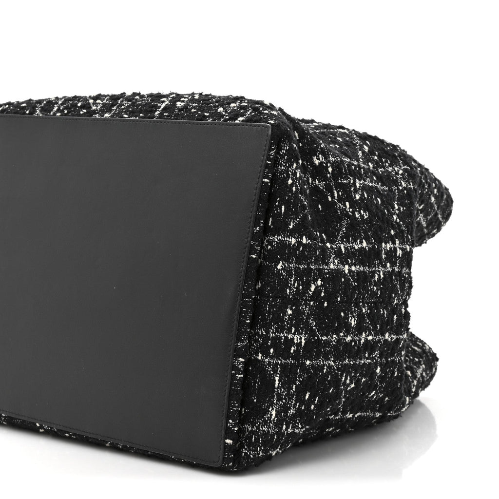 Tweed Cannage Large Toujours Black White