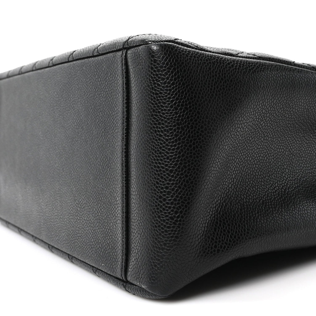 Caviar Quilted Grand Shopping Tote GST Black