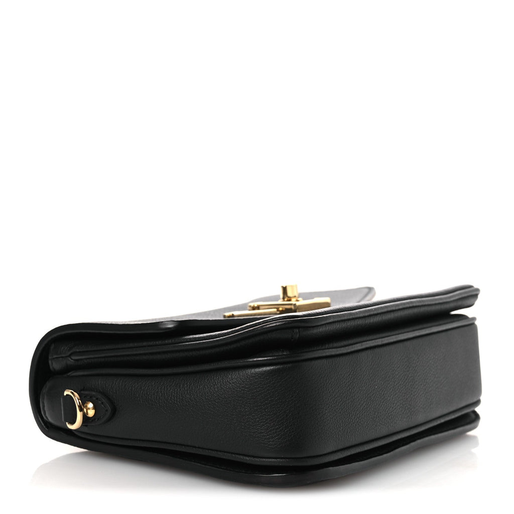 Grained Calfskin Lockme Oxford Black