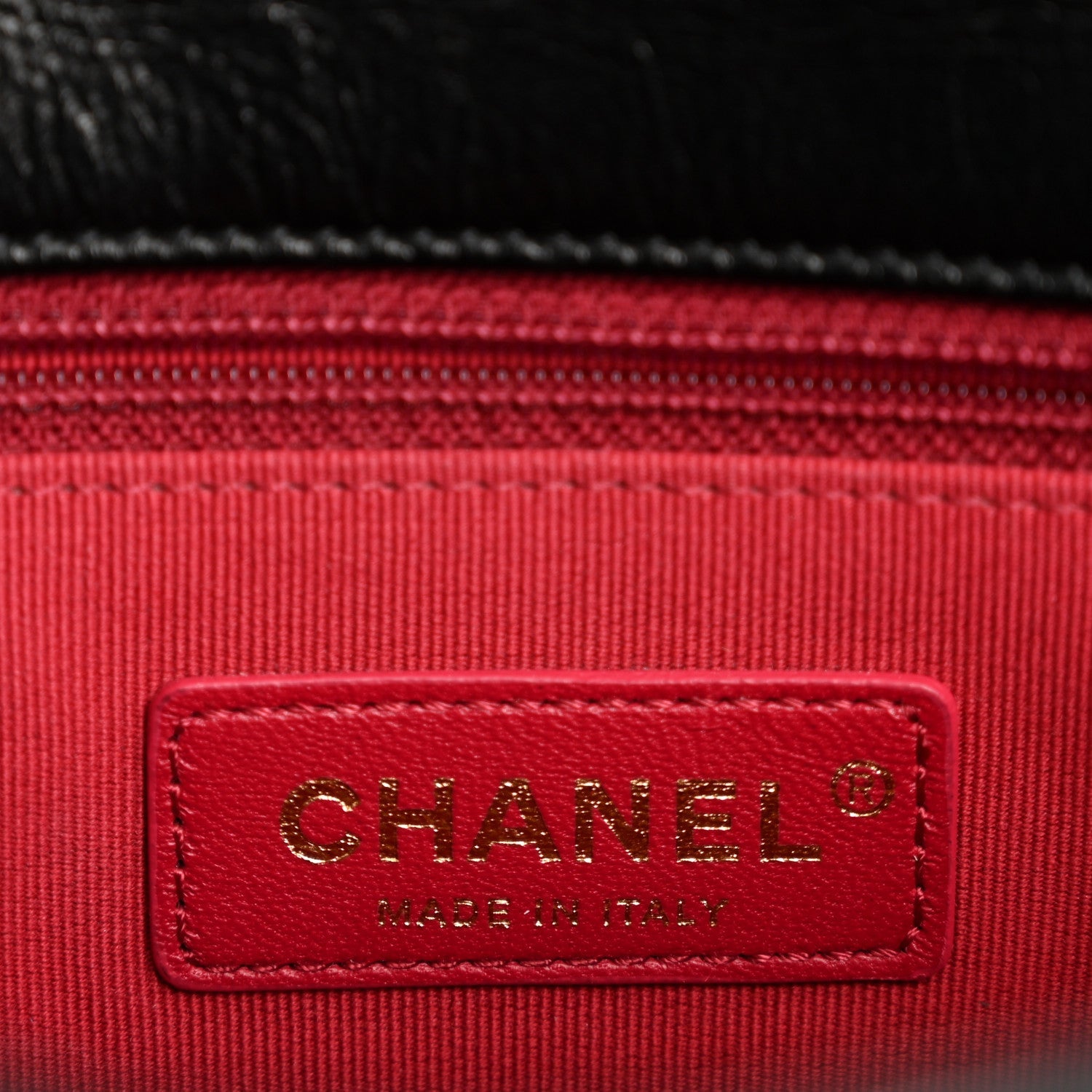 Glazed Calfskin Quilted Mini Pearl Side Flap Black