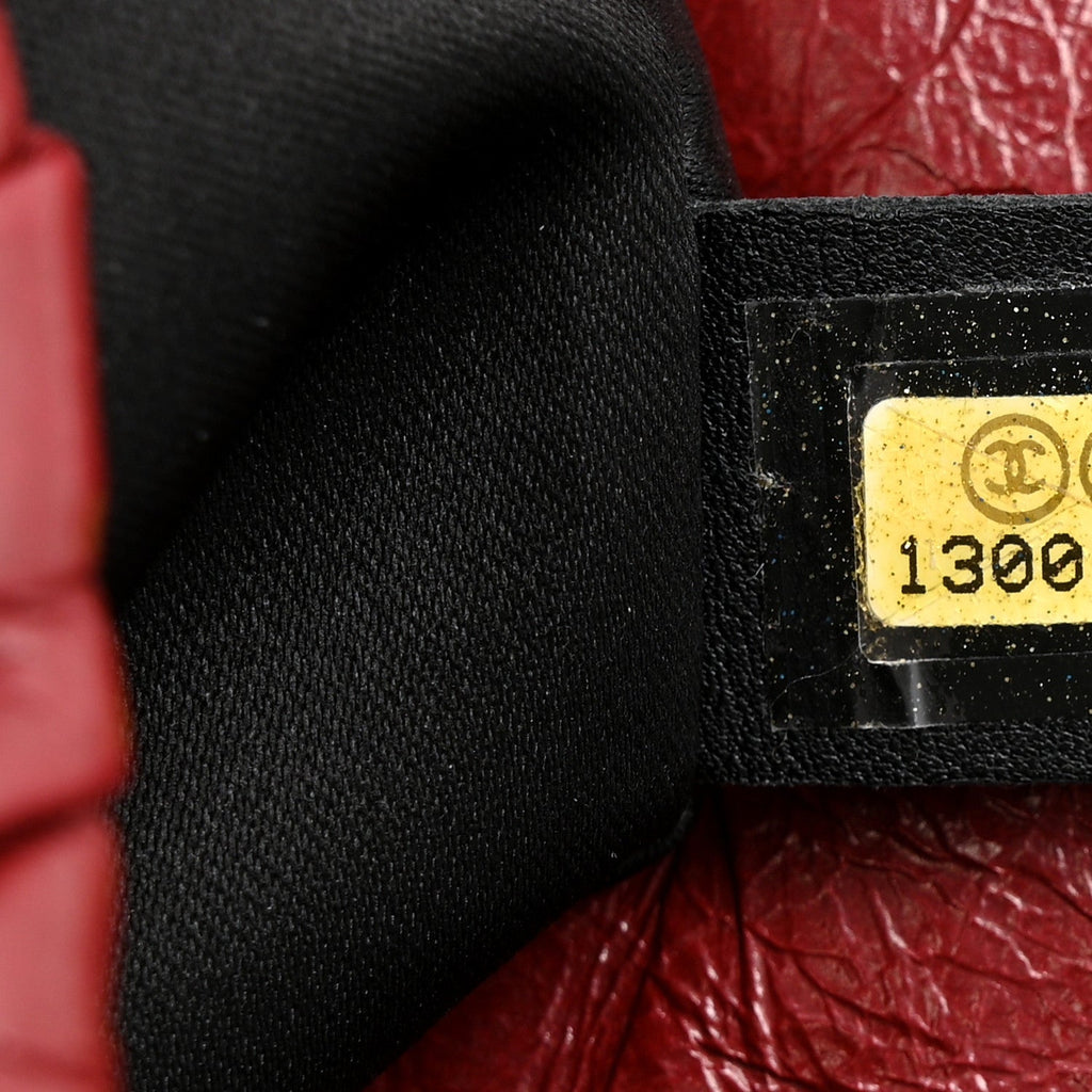 Glazed Calfskin Twisted Maxi Flap Red