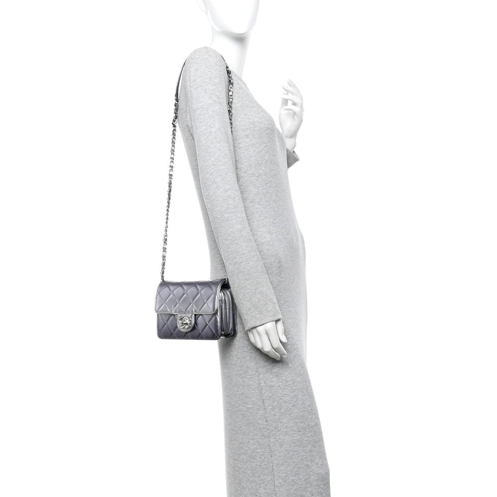 Metallic Lambskin Like A Wallet Flap Silvery Black