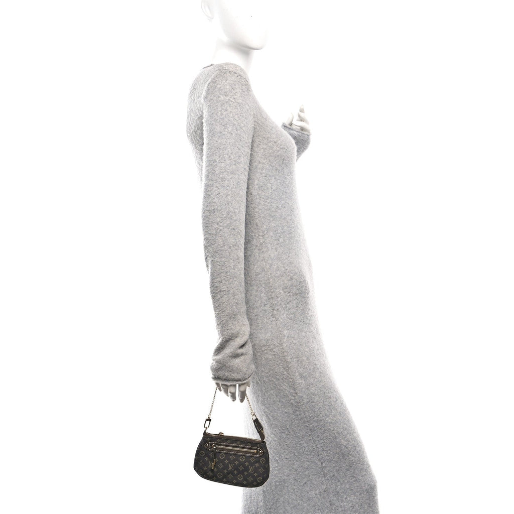 Monogram Idylle Mini Pochette Accessories Fusain