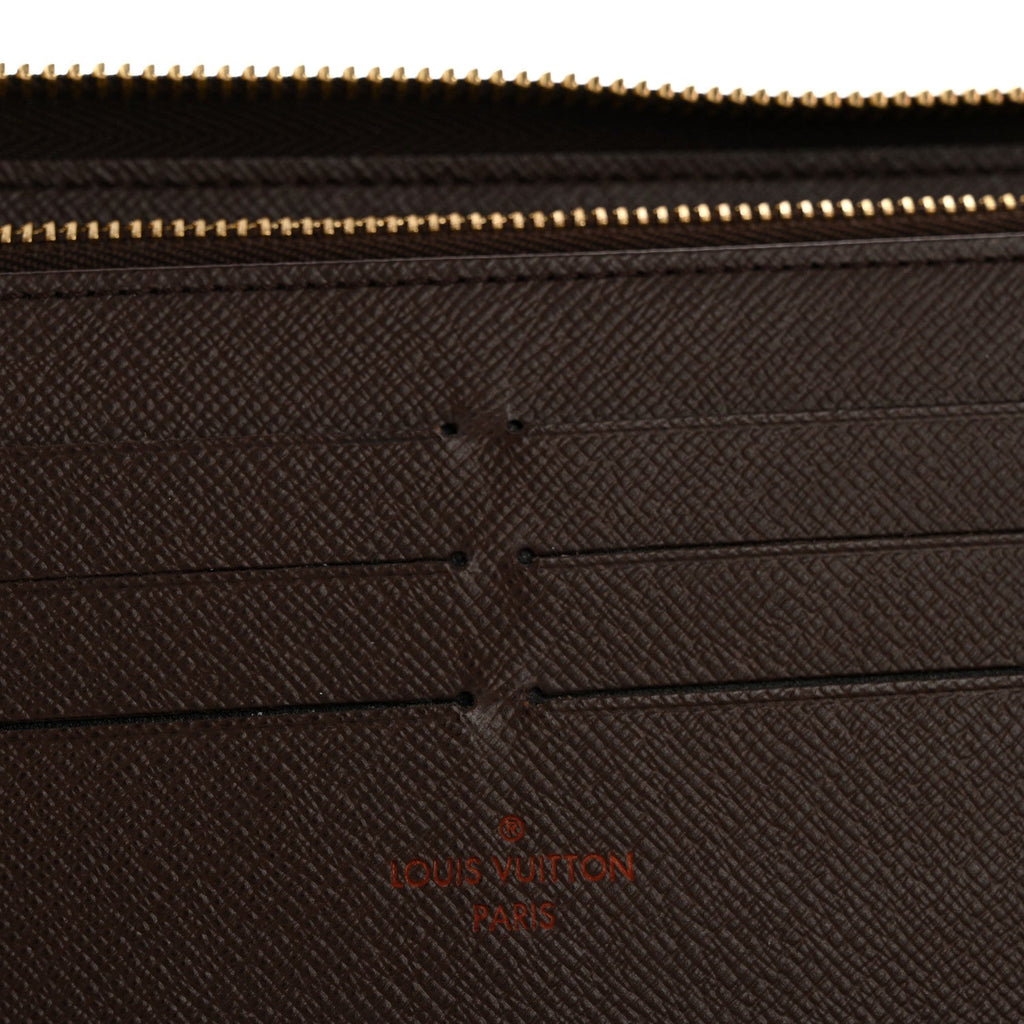 Damier Ebene Zippy Organizer Wallet