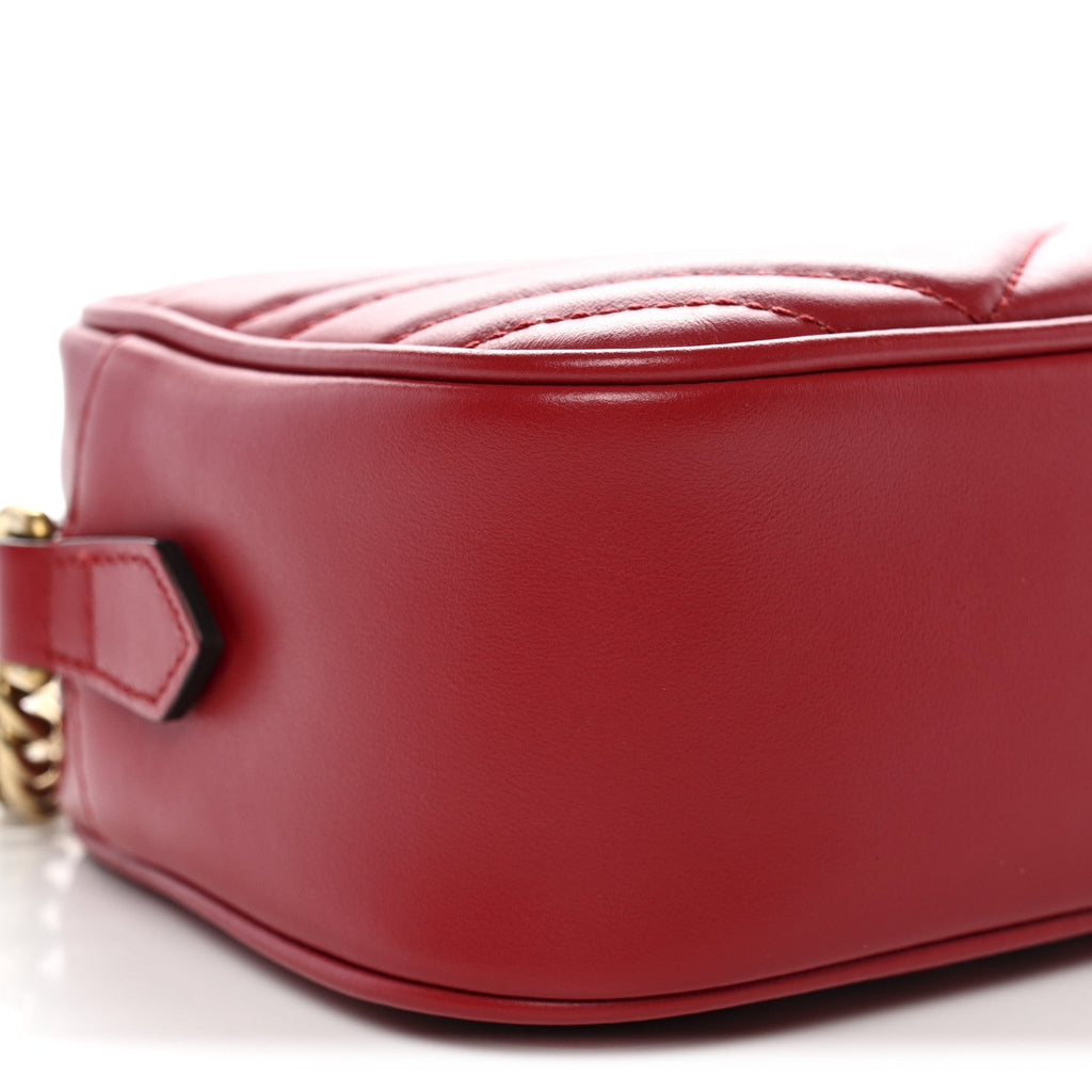 Calfskin Matelasse Small GG Marmont Chain Shoulder Bag Hibiscus Red