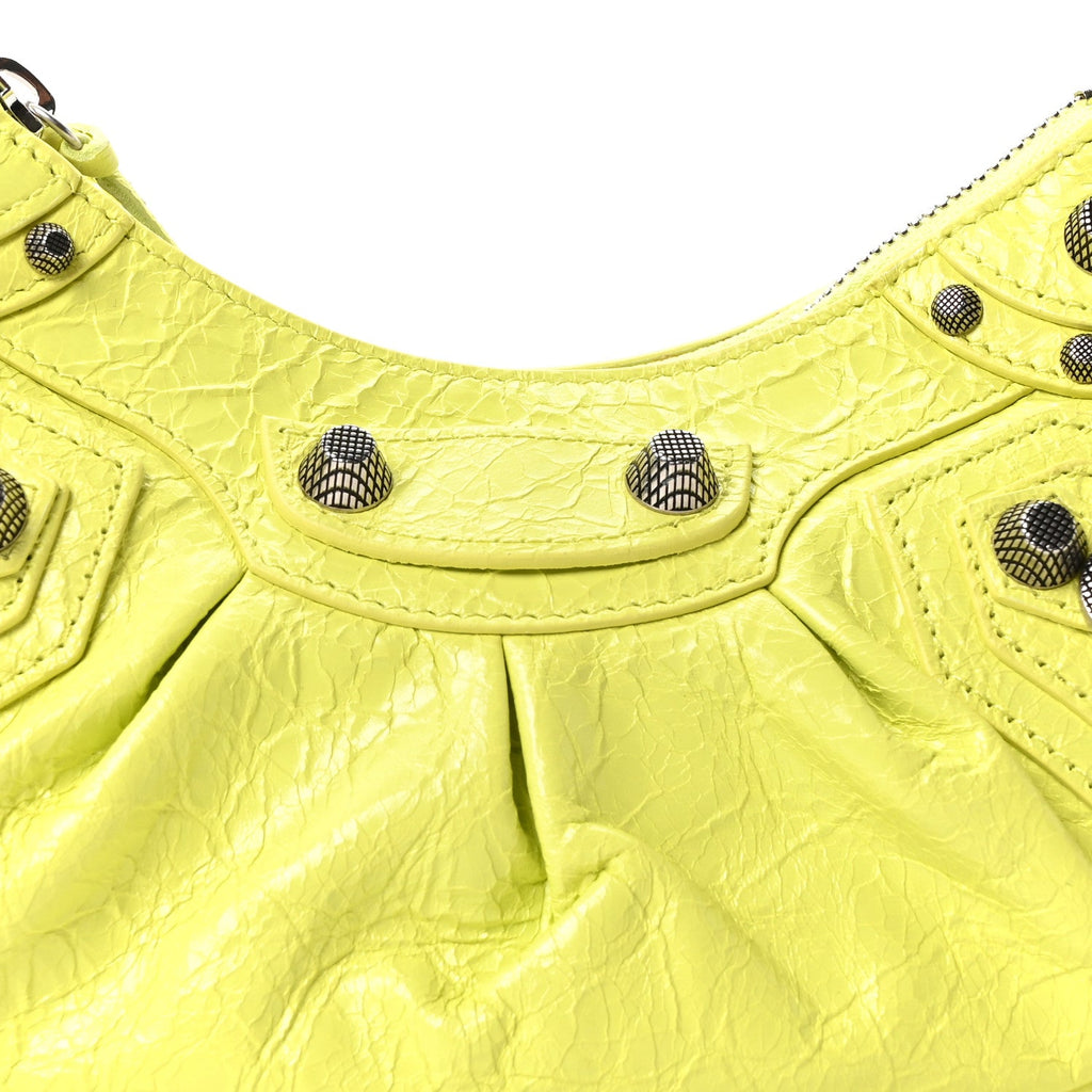 Agneau Arena Le Cagole Shoulder Bag XS Lime