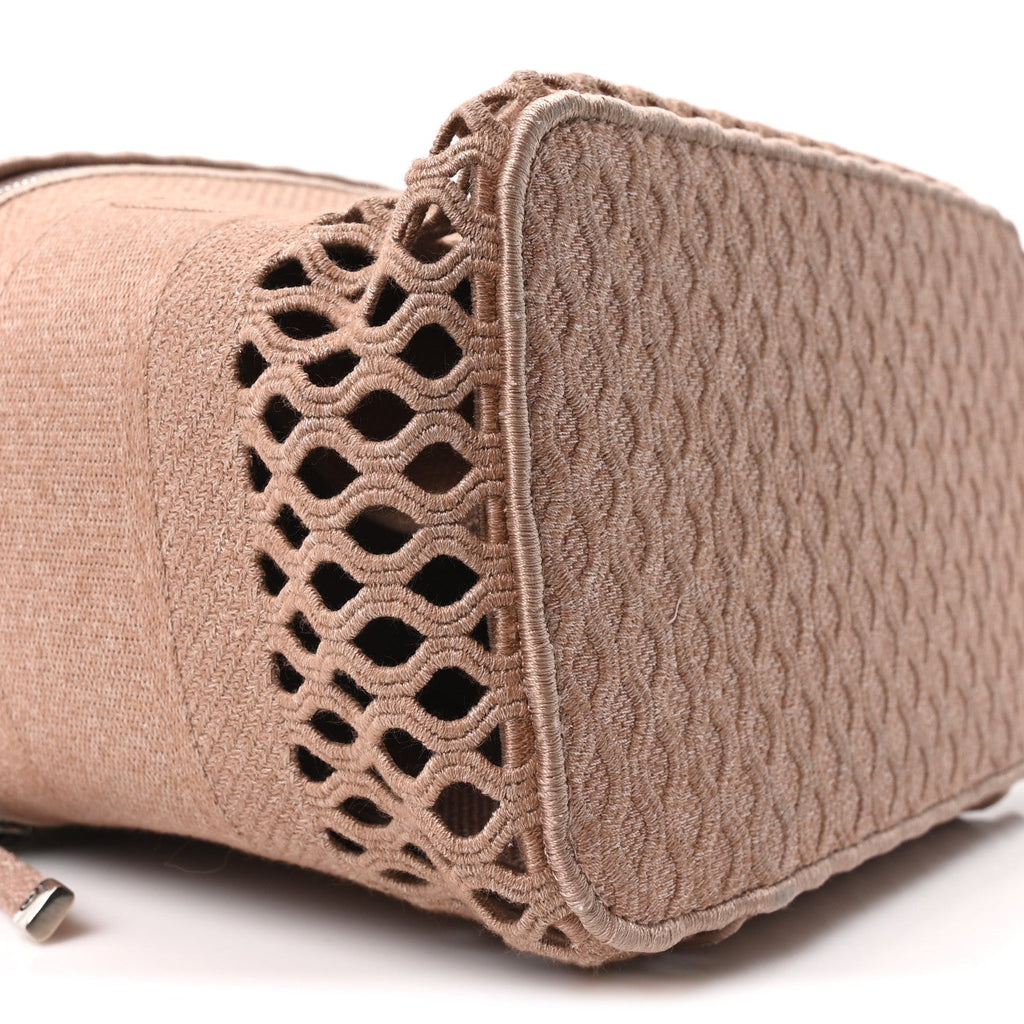 Mesh Embroidered Diortravel Vanity Case Clay
