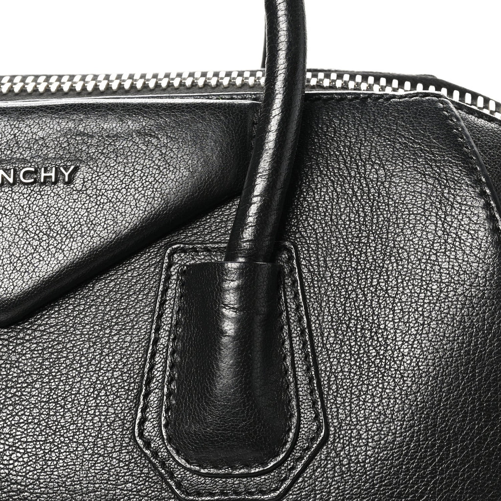 Sugar Goatskin Medium Antigona Black
