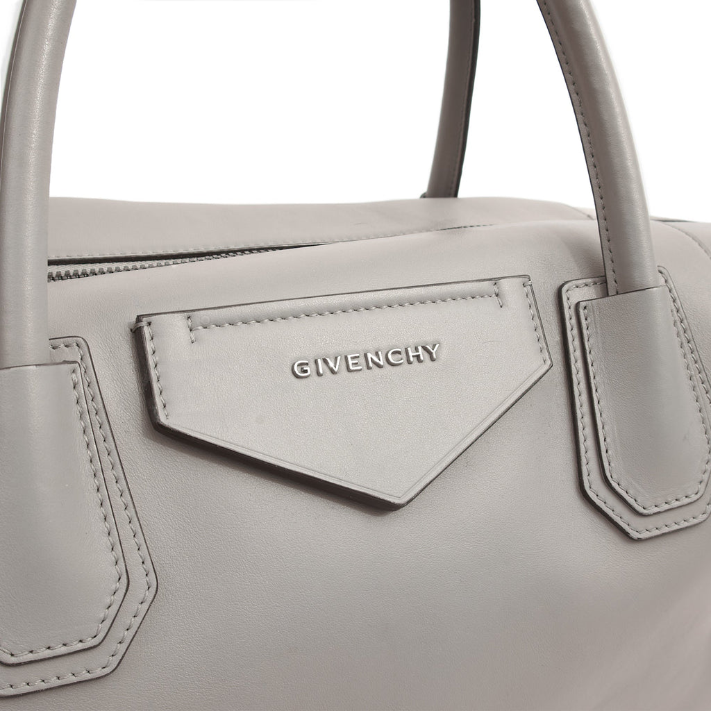 Givenchy Tote Antigona Soft - Medium in Grey, Leather