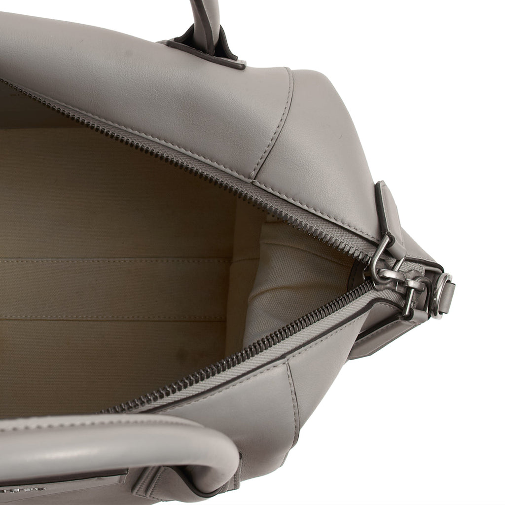 Givenchy Tote Antigona Soft - Medium in Grey, Leather