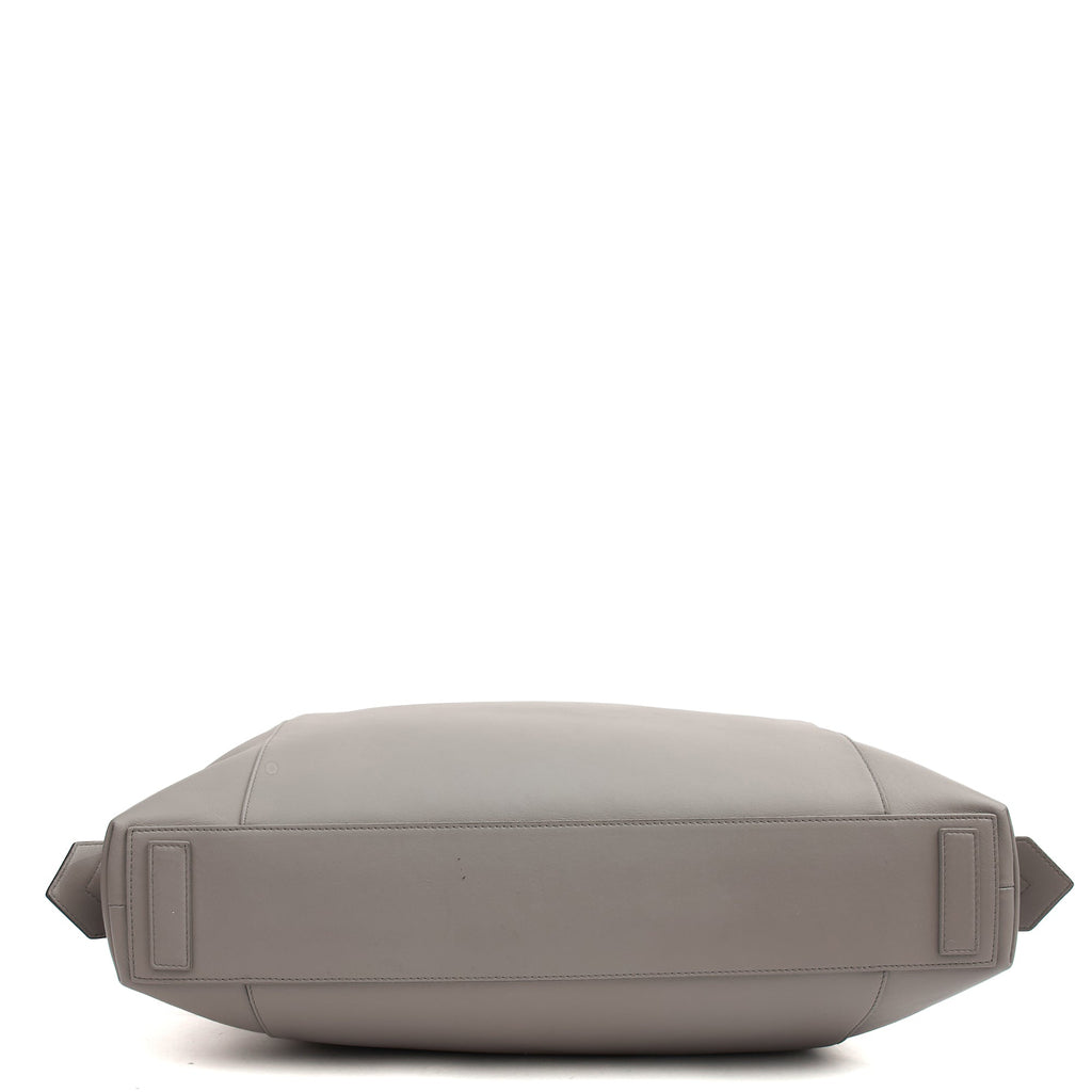 Givenchy Tote Antigona Soft - Medium in Grey, Leather