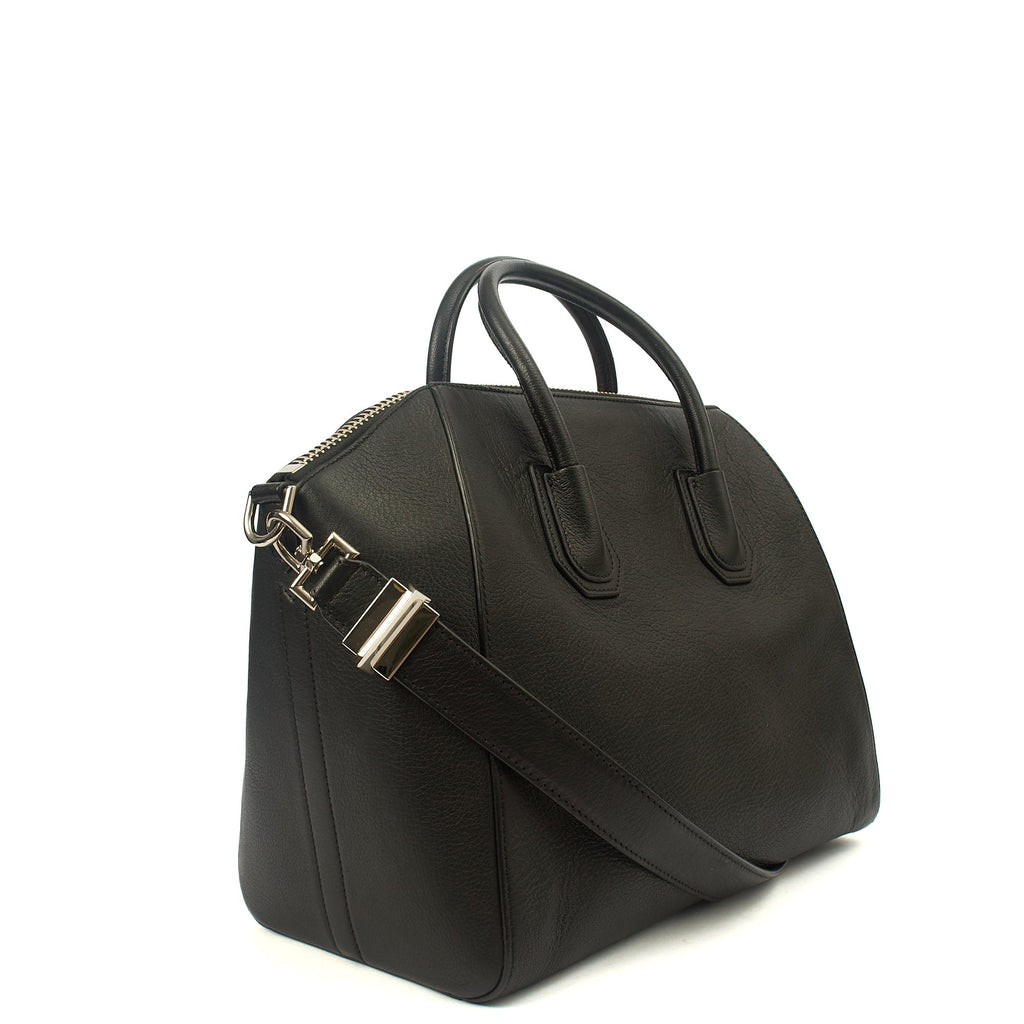 Givenchy Tote Antigona - Small in Black, Box Calfskin