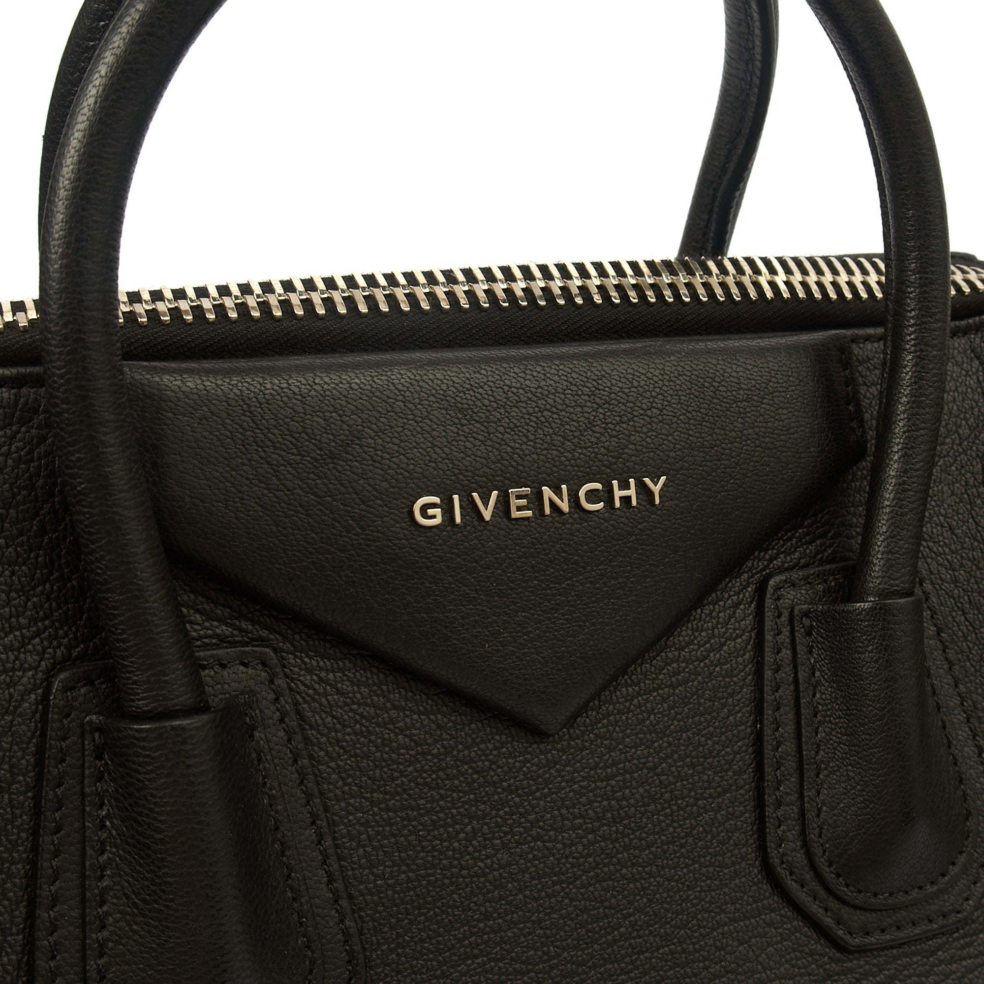 Givenchy Tote Antigona - Small in Black, Box Calfskin