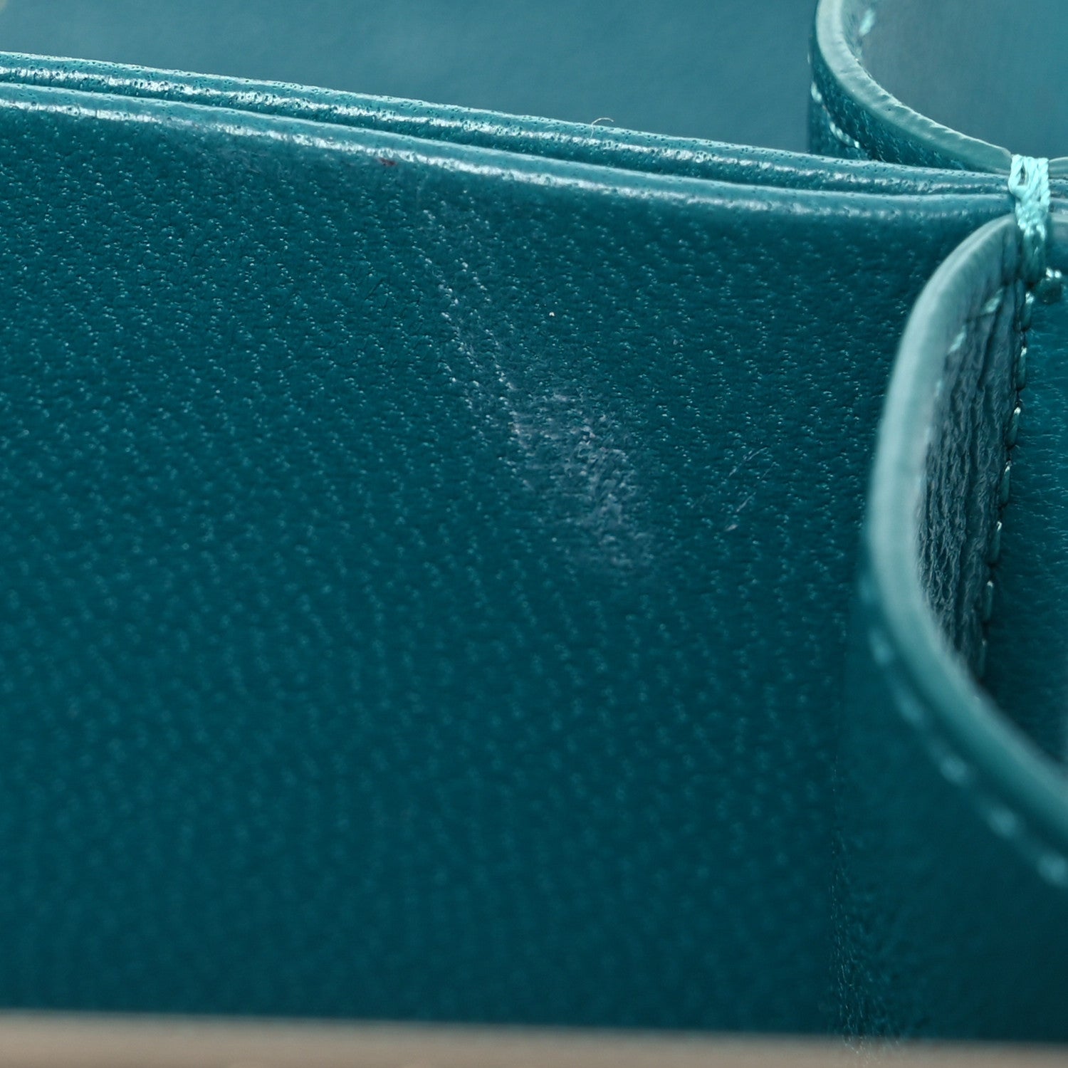 Lambskin Quilted Pearl CC Vanity Case Turquoise