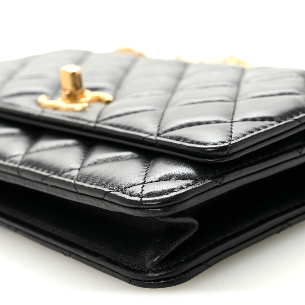Lambskin Quilted Pillow Crush Wallet On Chain WOC Black