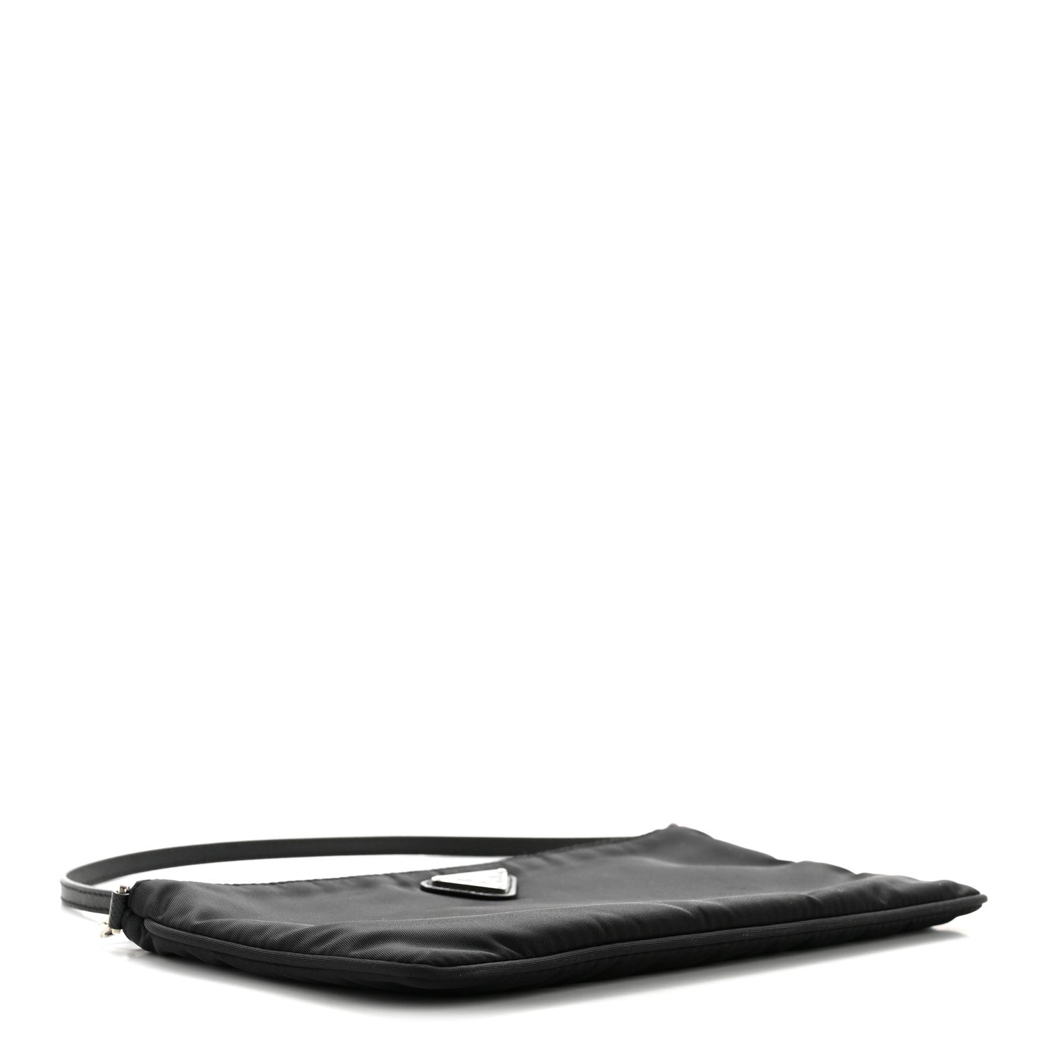Re-Nylon Vela Pouch Black