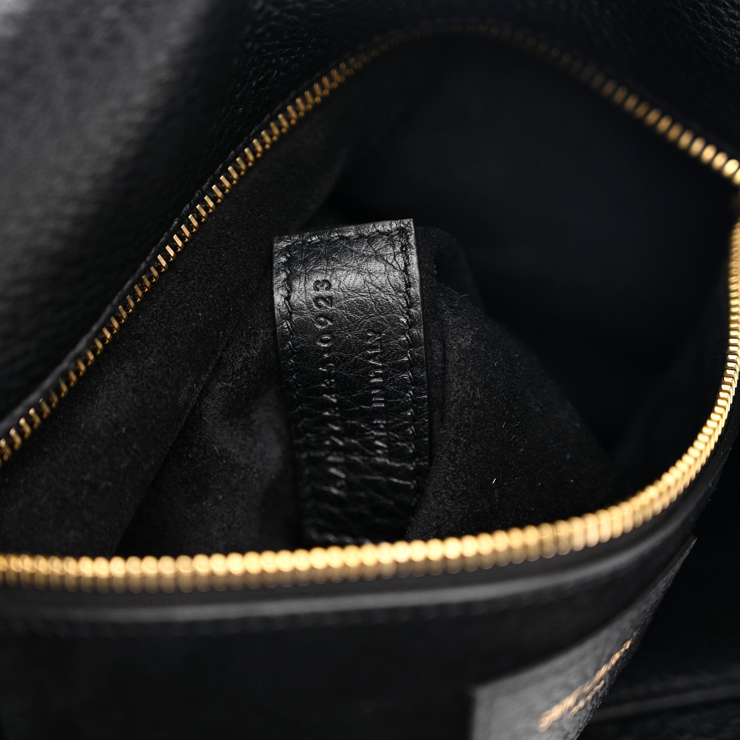 Grained Deerskin Bea Tote Black