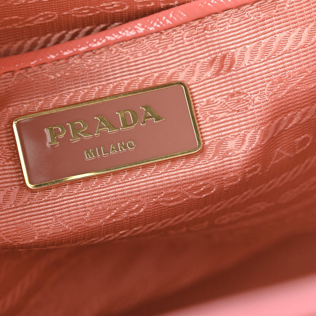Saffiano Vernice Galleria Shopping Tote Begonia