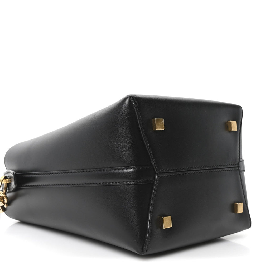 Shiny Calfskin Le 37 Bucket Bag Black