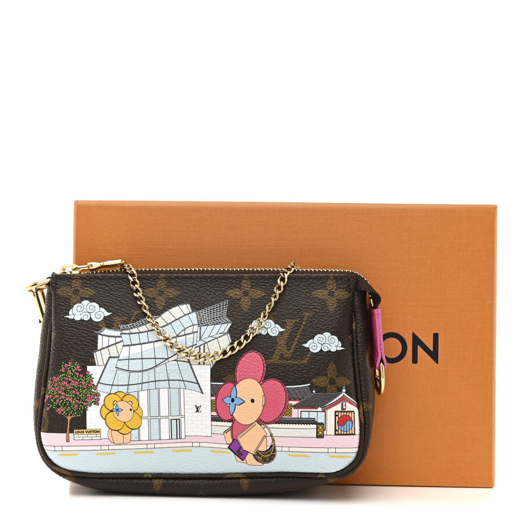 Monogram 2022 Christmas Animation Seoul Mini Pochette Accessories Fuchsia