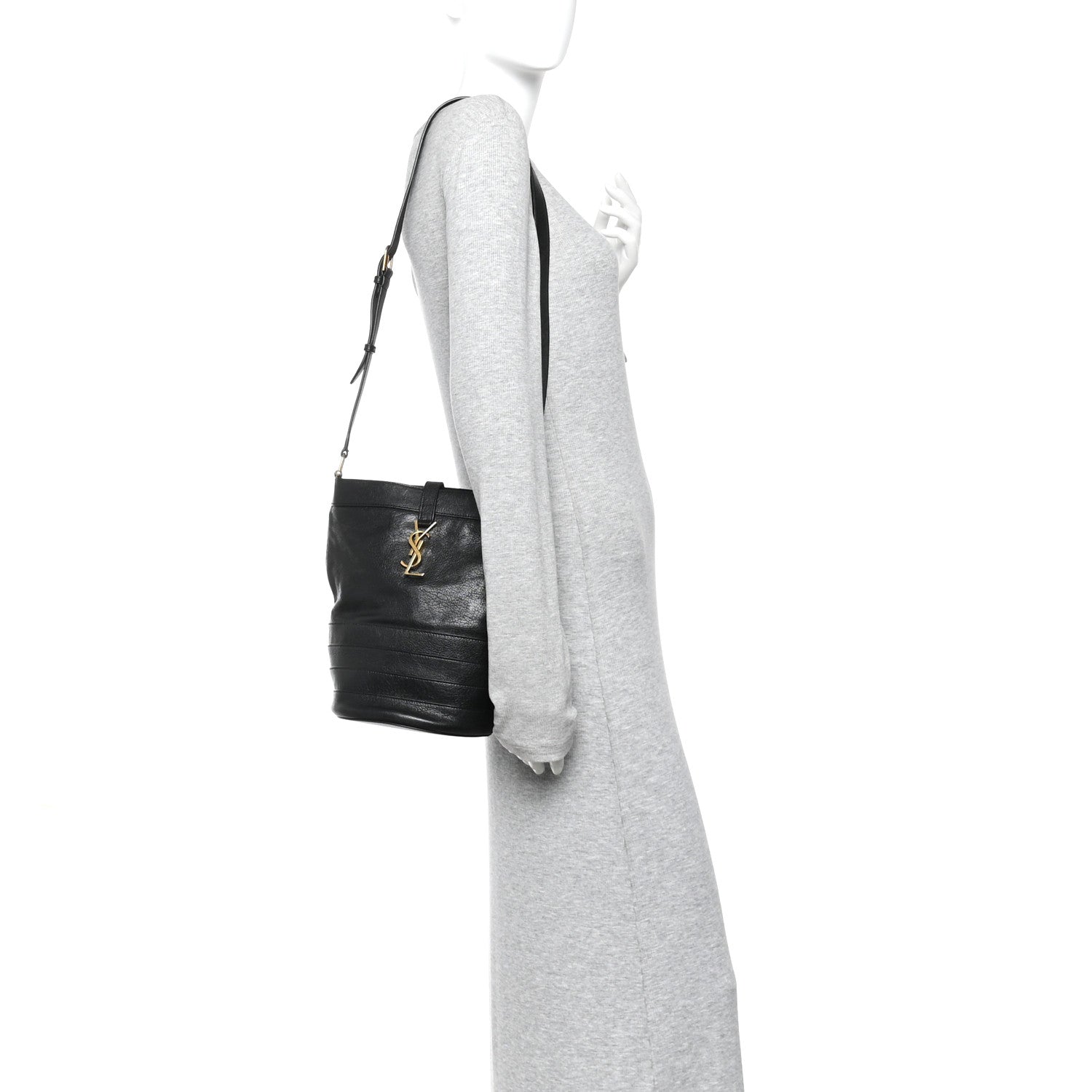 Lambskin Seau Fermoir Bucket Bag Black