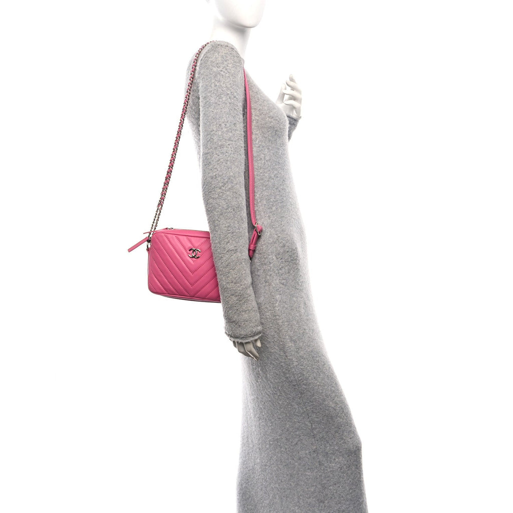Lambskin Chevron Quilted Small Promenade Camera Case Pink