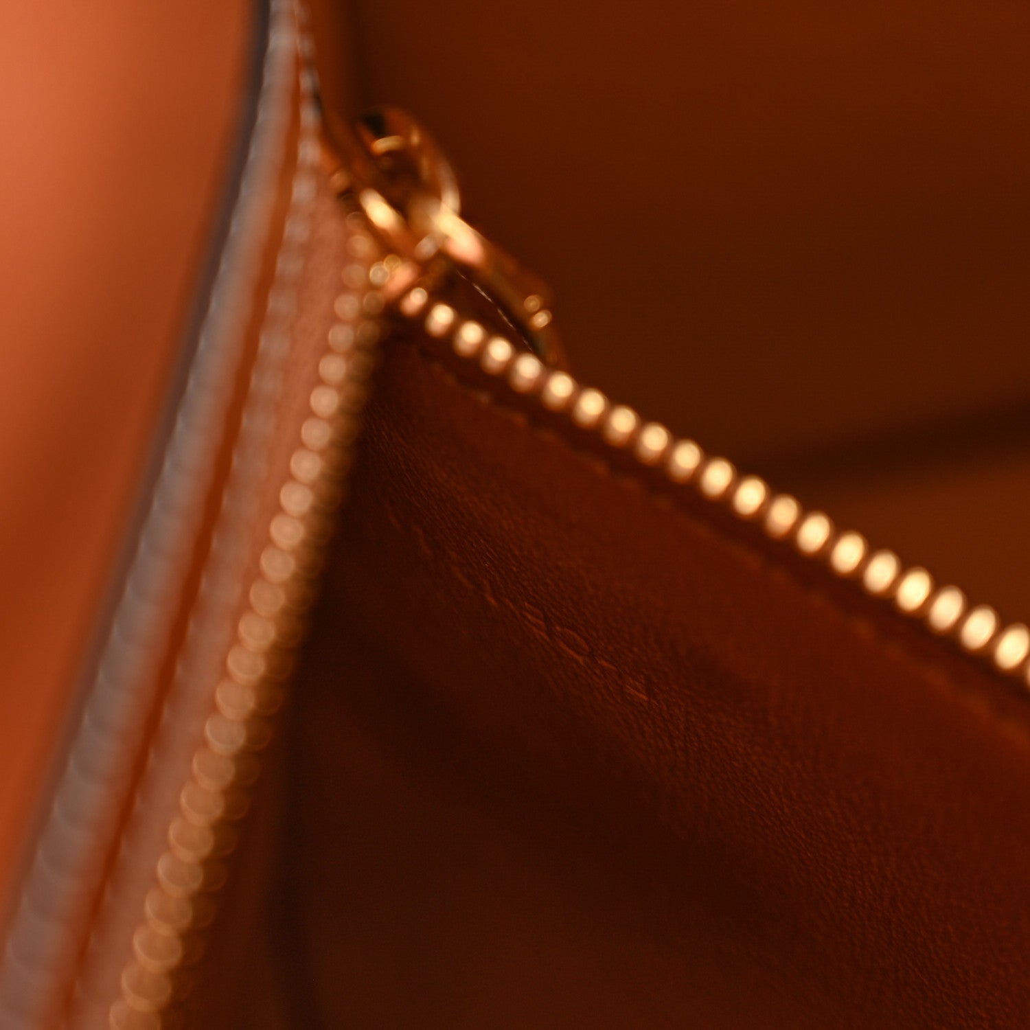 Smooth Calfskin Cabas 16 Bag Tan